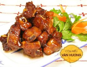 Sườn chua ngọt